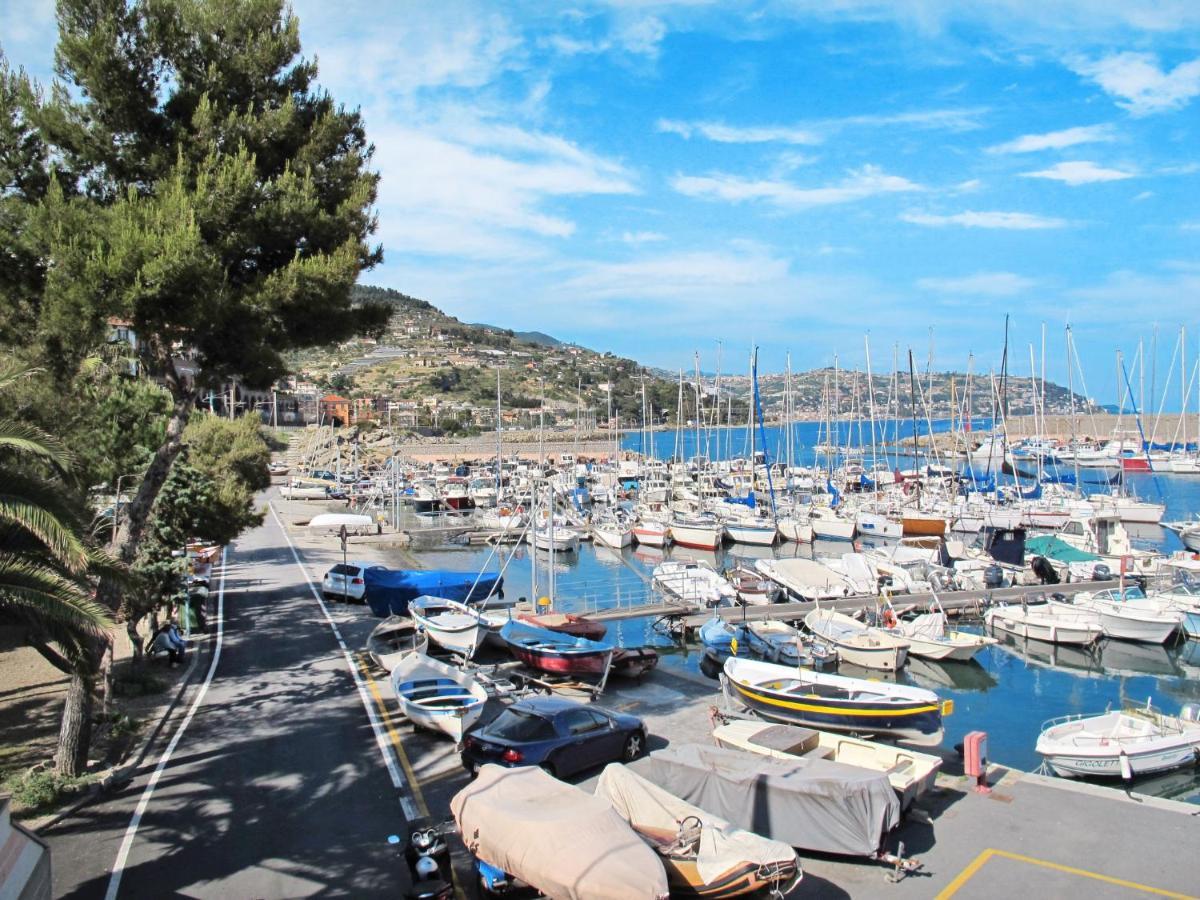 Apartment La Marina By Interhome Vallecrosia Bagian luar foto